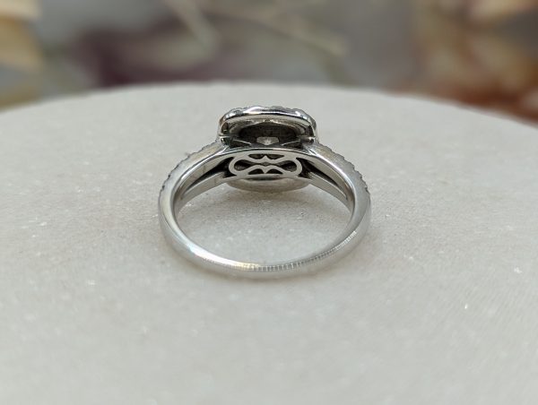 Ladies 18CT White Gold Halo Diamond Ring (5.5gms) - BP335486 - Image 4