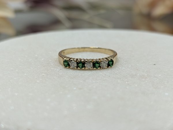 Ladies 9CT Yellow Gold Green Stone & CZ Ring (1.9gms) - BP337962 - Image 2