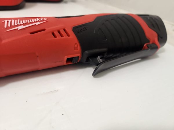 Milwaukee 12V Ratchet - GN387373 - Image 11