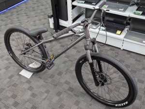 Radio Asura Pro 26 Dirt Jumper Bike - BP387158