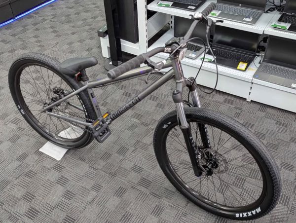 Radio Asura Pro 26 Dirt Jumper Bike - BP387158