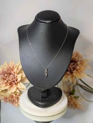 Ladies 18CT White Gold Necklace with Clear Stone Pendant (2.5gms) - BP369109