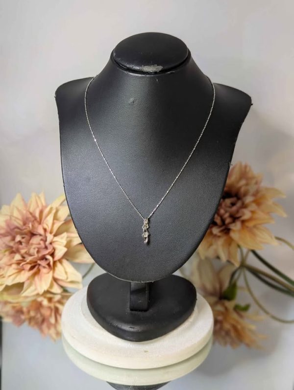 Ladies 18CT White Gold Necklace with Clear Stone Pendant (2.5gms) - BP369109