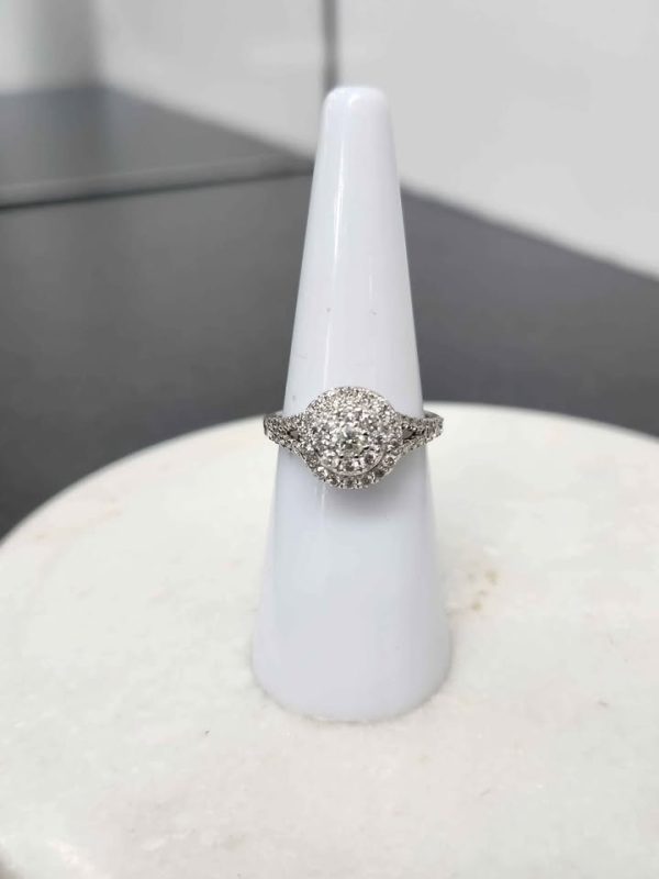 14CT WHITE GOLD DIAMOND CLUSTER RING #GN347415 - Image 2