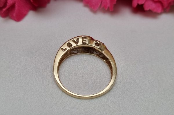 9ct Yellow Gold Three-Stone Ring TW369926 - Image 9