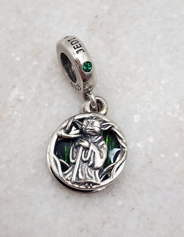 Pandora Star Wars Collection Yoda Charm - IP383486-10
