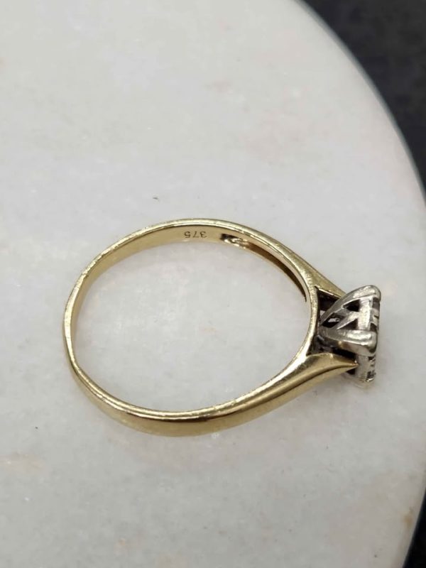 9CT YELLOW GOLD DIAMOND RING #GN387799 - Image 10