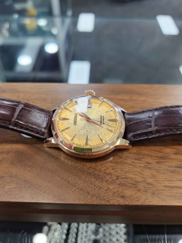 MENS BROWN SEIKO WATCH (4R35-06EO) IN BROWN BOX #GN388758 - Image 15