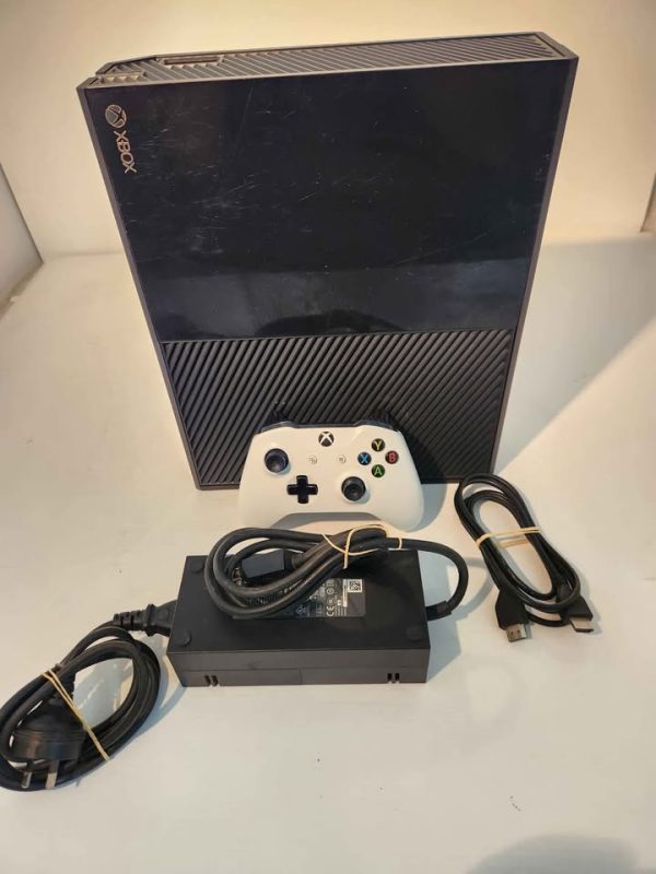 MICROSOFT XBOX ONE 1540 WITH CORDS & ONE CONTROLLER #GN389072 - Image 11