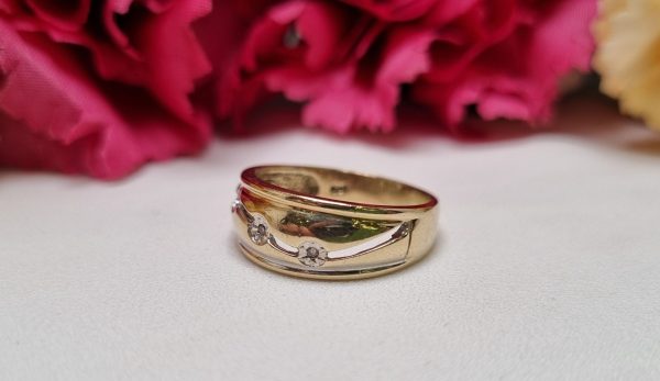 9ct Yellow Gold Diamond Band TW369805 - Image 9
