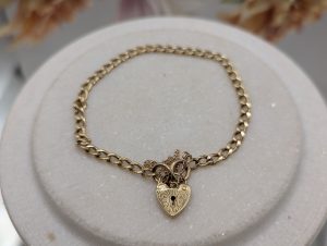 Ladies 9CT Yellow Gold Heart Locket Bracelet (5.1gms) - BP383230