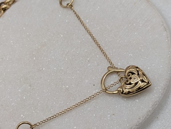 Ladies 9CT Yellow Gold Belcher Chain Heart Locket Bracelet (10.7gms) - BP383232 - Image 6