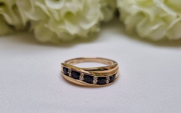 9ct Yellow Gold Channel Set Blue Stone Ring TW370886 - Image 7