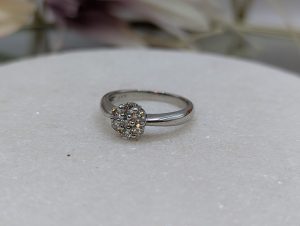 Ladies 18CT White Gold Diamond Ring (4.7gms) - BP385232
