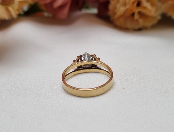 18ct Yellow and White Gold Diamond Ring TW342101 - Image 3