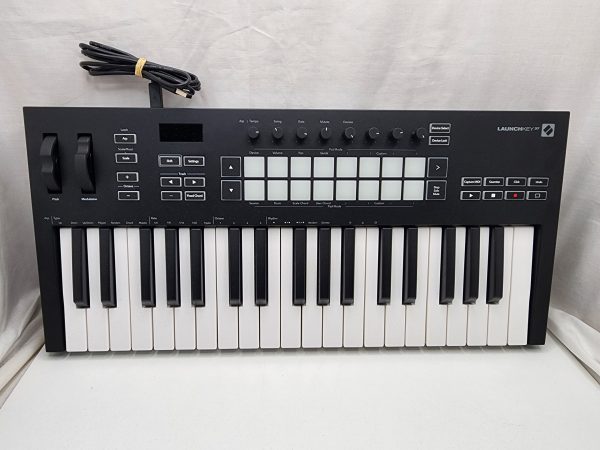 LaunchKey 37 (MK3) Keyboard - IP388476 - Image 6