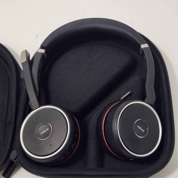 JEBRA BLACK HEADPHONES IN CASE #GN369854 - Image 5