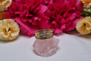 9ct Yellow Gold Diamond Dress Ring TW384472