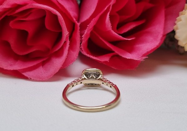 9ct Yellow Gold Cluster Ring TW385974 - Image 12