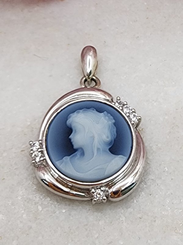 NECKLACE - Image 8