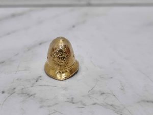 9CT YELLOW GOLD POLICE MAN HAT PENDANT TW384818-6