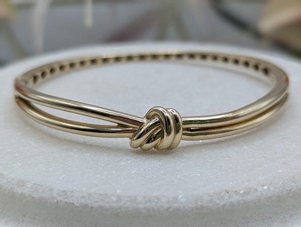 Ladies 10CT Yellow Gold Tieknot Bangle (12gms) - BP382831 - Image 2