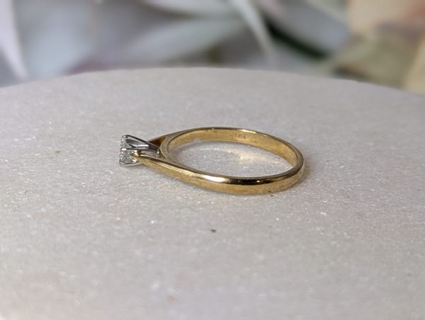 Ladies 9ct Gold Diamond Ring - BP343171 - Image 9