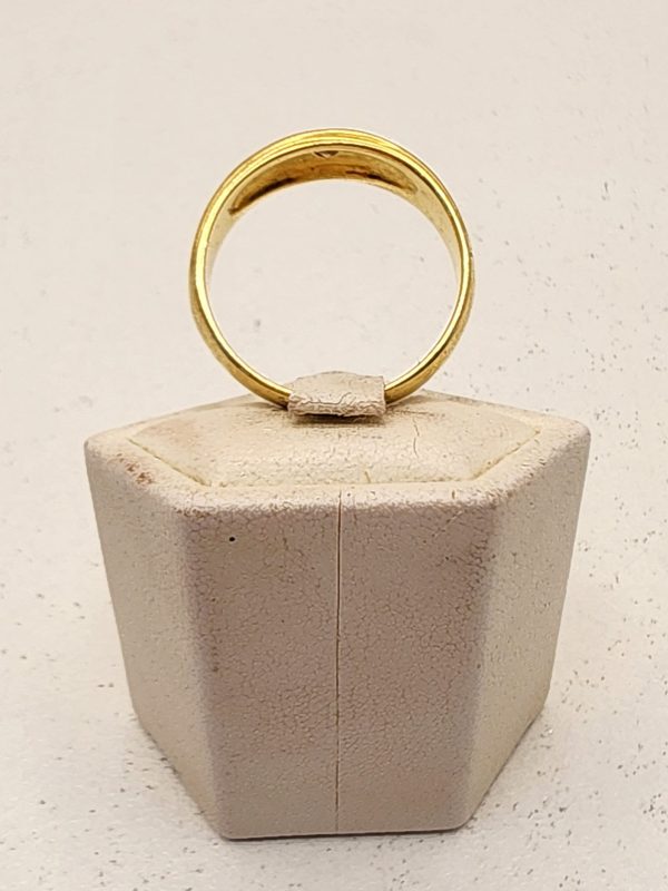 Unisex 18CT Yellow Gold Ring with Single Embedded  Diamond - IP351828 - Image 11