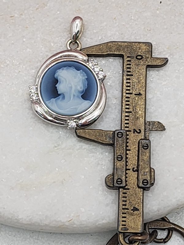 NECKLACE - Image 9