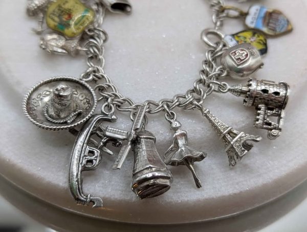 Sterling Silver World Travel 27-Charm Bracelet (48.62gms) - BP384850 - Image 5