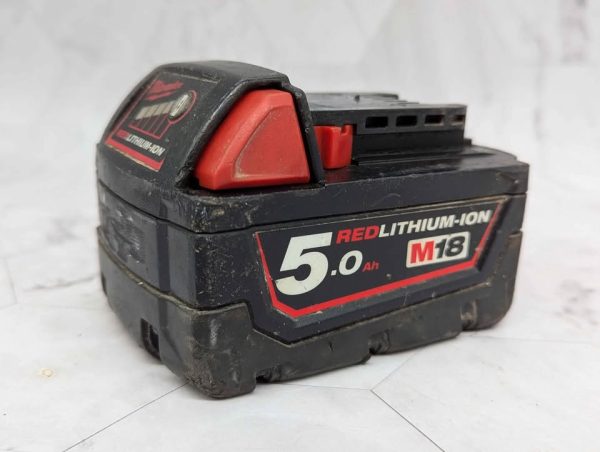 Milwaukee 18V 30°-34° Framing Nailer w/ 5.0Ah Battery - BP389040 - Image 7