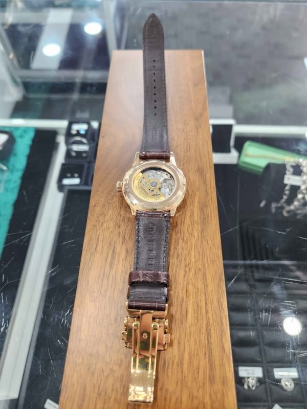 MENS BROWN SEIKO WATCH (4R35-06EO) IN BROWN BOX #GN388758 - Image 14