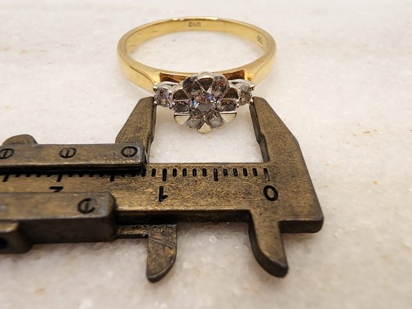 Ladies 18CT Yellow Gold Flower Design Diamond Ring - IP384792 - Image 4