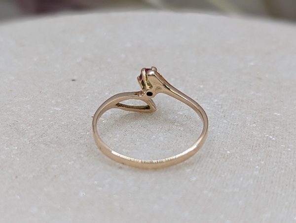 Ladies 10CT Yellow Gold Stone Ring (1.0grm) - BP384410 - Image 3