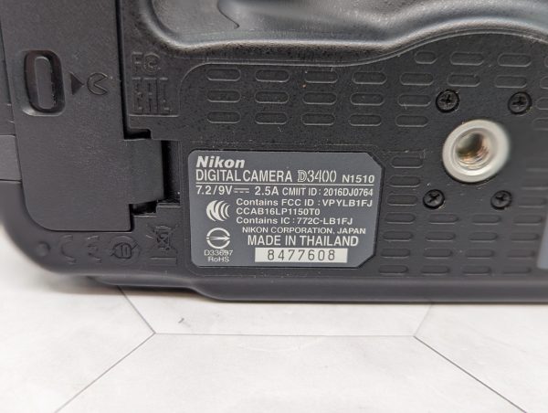 Nikon Camera D3400 With Charger and Case - BP367686 - Image 10