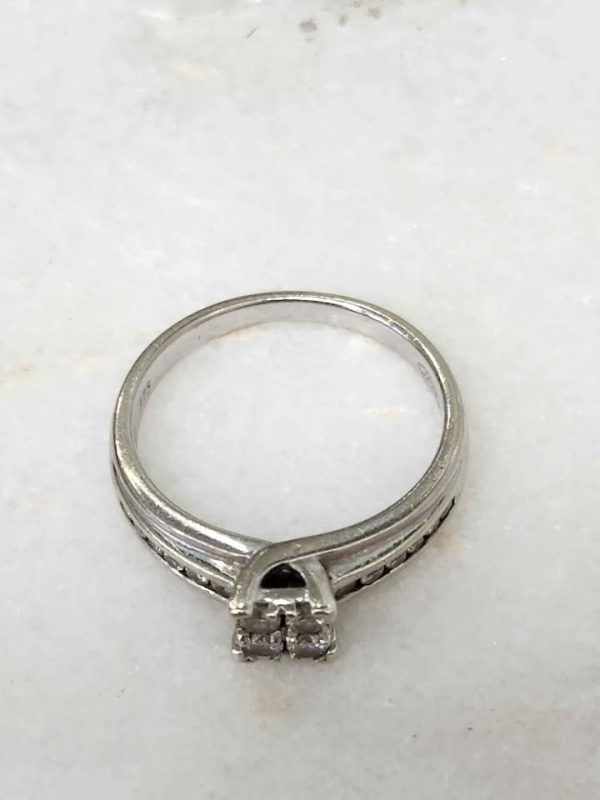 9CT WHITE GOLD DIAMOND RING #GN387417 - Image 3