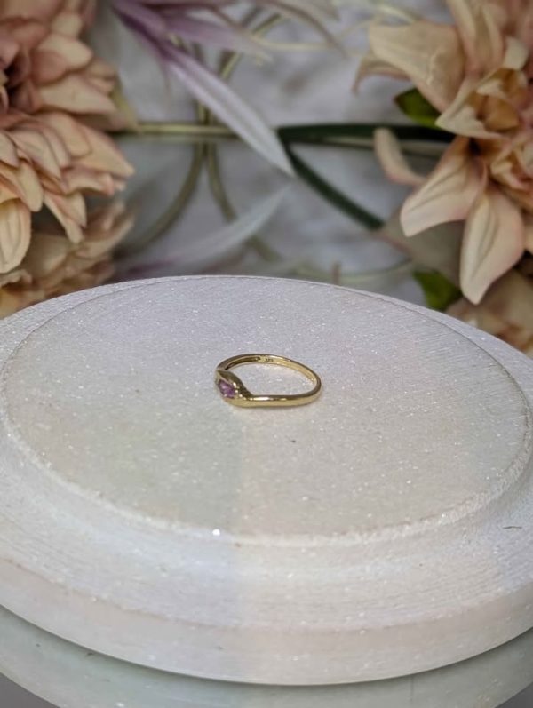 Ladies 9CT Yellow Gold and Pink Stone Ring (1.5gms) - BP361283 - Image 3