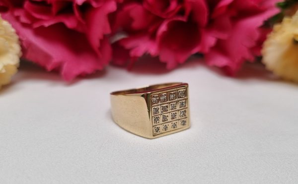 9ct Yellow Gold Signet Ring TW370883 - Image 3