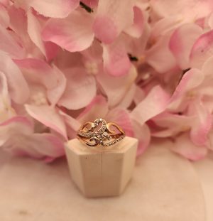 Ladies 9CT Rose Gold and Diamond Statement Ring- IP384752