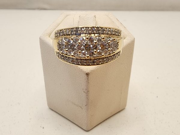Ladies 10CT Yellow Gold Diamond Cluster Ring - IP382569 - Image 4