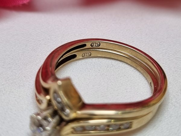 9ct Yellow Gold Bridal Set TW384480 - Image 10