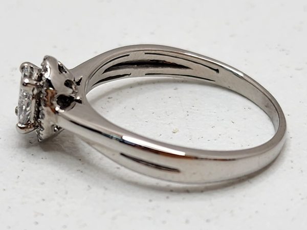 Ladies 14CT White Gold Diamond Oval Halo Ring - IP354512 - Image 12
