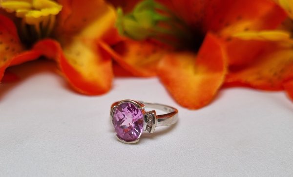 9ct White Gold Pink Stone Solitaire Ring TW384822 - Image 2