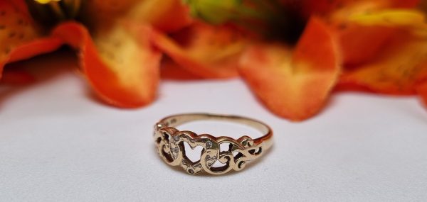 9ct Yellow Gold Heart Ring TW355283 - Image 2