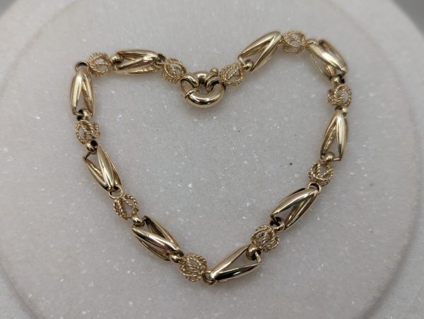 Ladies 9CT Yellow Gold Pattern Link Bracelet (8.2gms) - BP390249 - Image 2