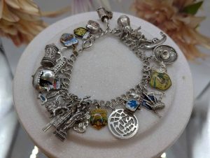 Sterling Silver World Travel 27-Charm Bracelet (48.62gms) - BP384850