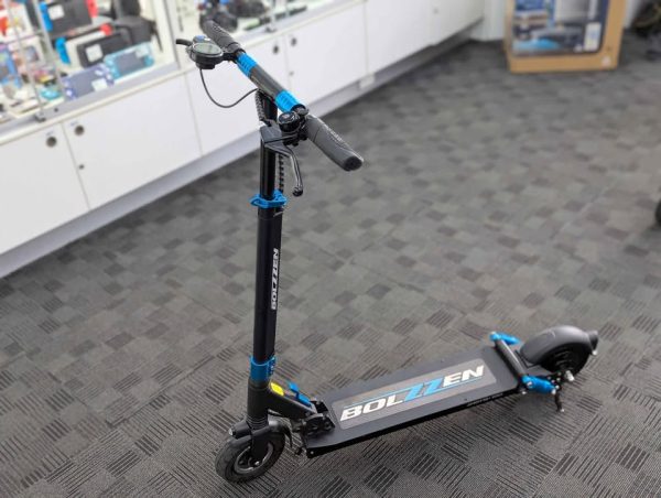 Bolzzen Atom Pro Long-range & Lightweight E-Scooter (4813) - BP381855