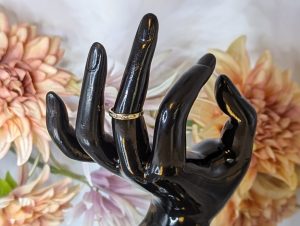 Ladies 9ct Gold Diamond Ring - BP387527