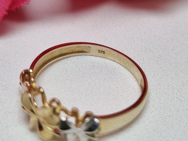 9ct Tri-Gold Clover Leaf Ring TW375614 - Image 9