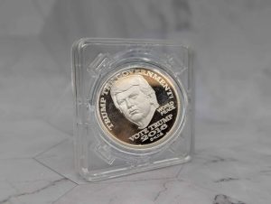 1 Oz Fine Silver Trump Dollar (2016) - BP389838